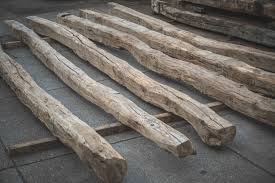 Vigas estructurales combadas y hundidas en Tarragona - Necesitan cambio urgente